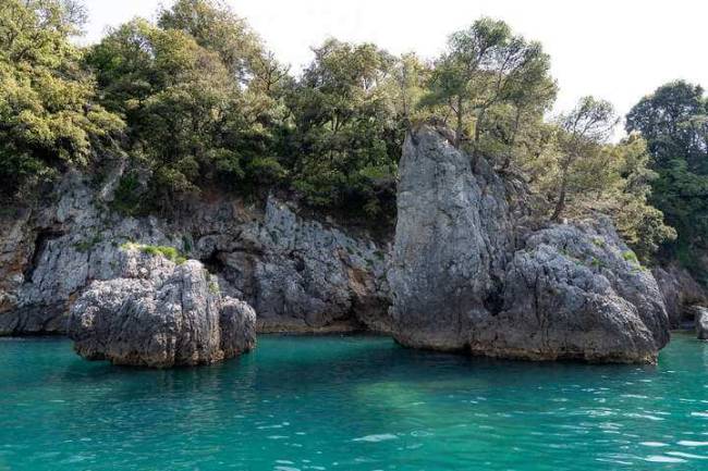 Boat Tour of the Gulf of Poets